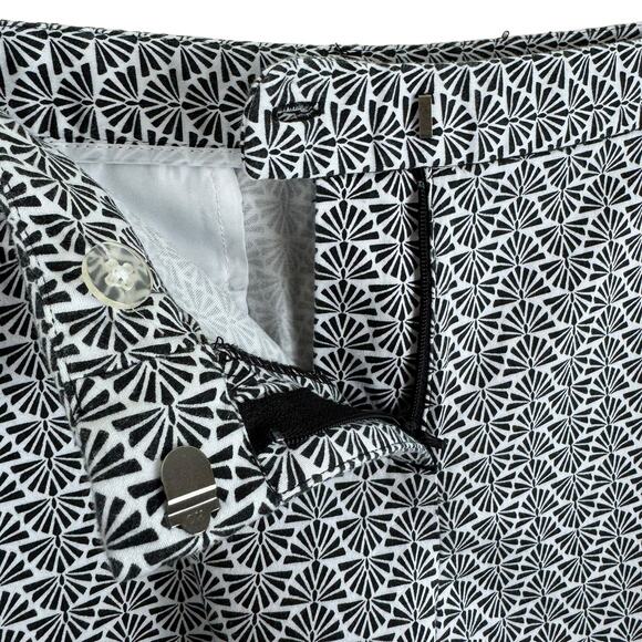 Laundry By Shelli Segal Black White Fan Print Cotton Chino Shorts Size 10 - Picture 4 of 9